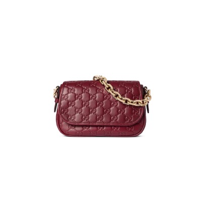 GUCCI GG EMBLEM SMALL SHOULDER BAG ‎847448 (20.5*13*7cm)